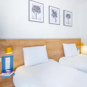 *** Hotel Kyriad Marseille Est - Aubagne France